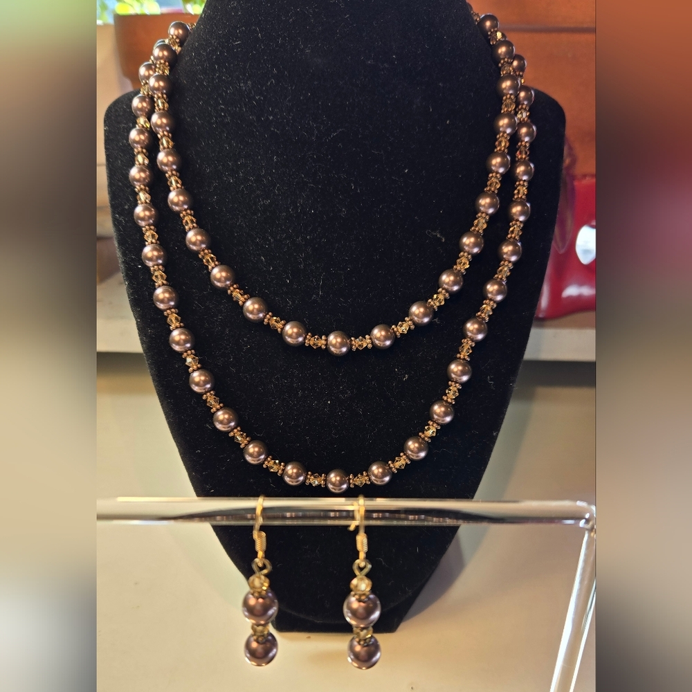 Metallic Maroon Purple Pearl Beaded Necklace Set with Earrings and Bracelet